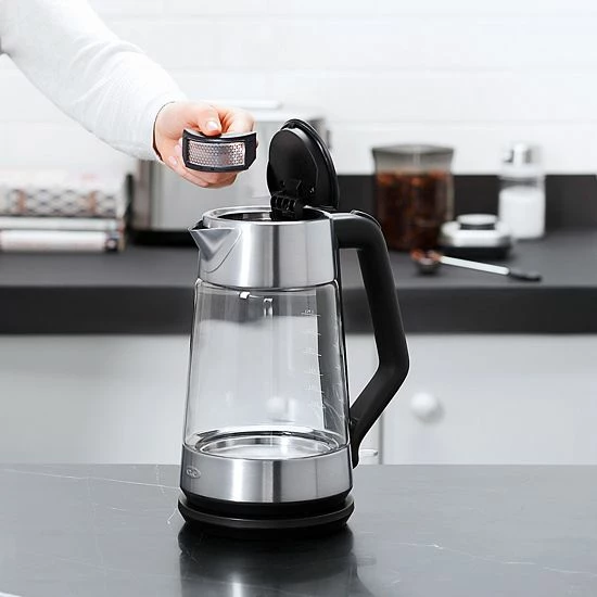 OXO Cordless Glass Electric Kettle - Image 7