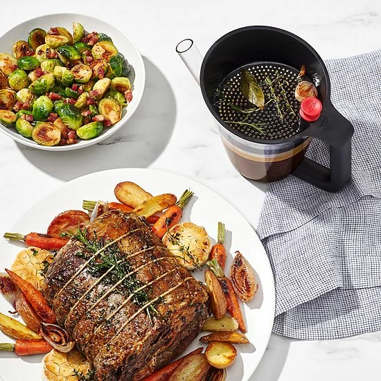 OXO Good Grips 4-Cup Gravy Fat Separator - Image 6