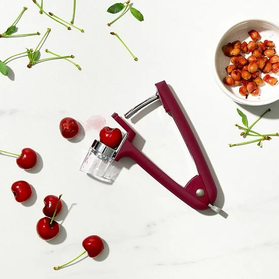 OXO Good Grips Cherry Pitter Red - Image 3