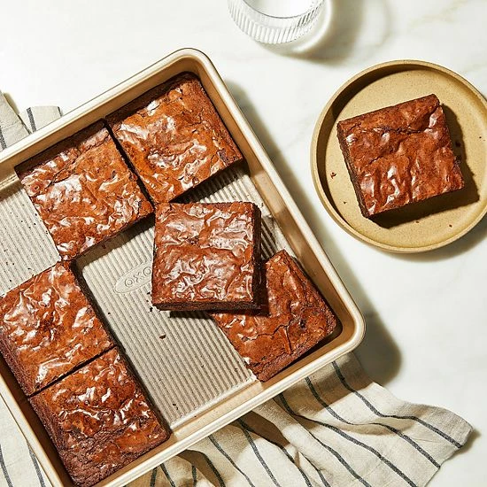 OXO Good Grips Nonstick Pro Cake Pan - 9" Square - Image 4